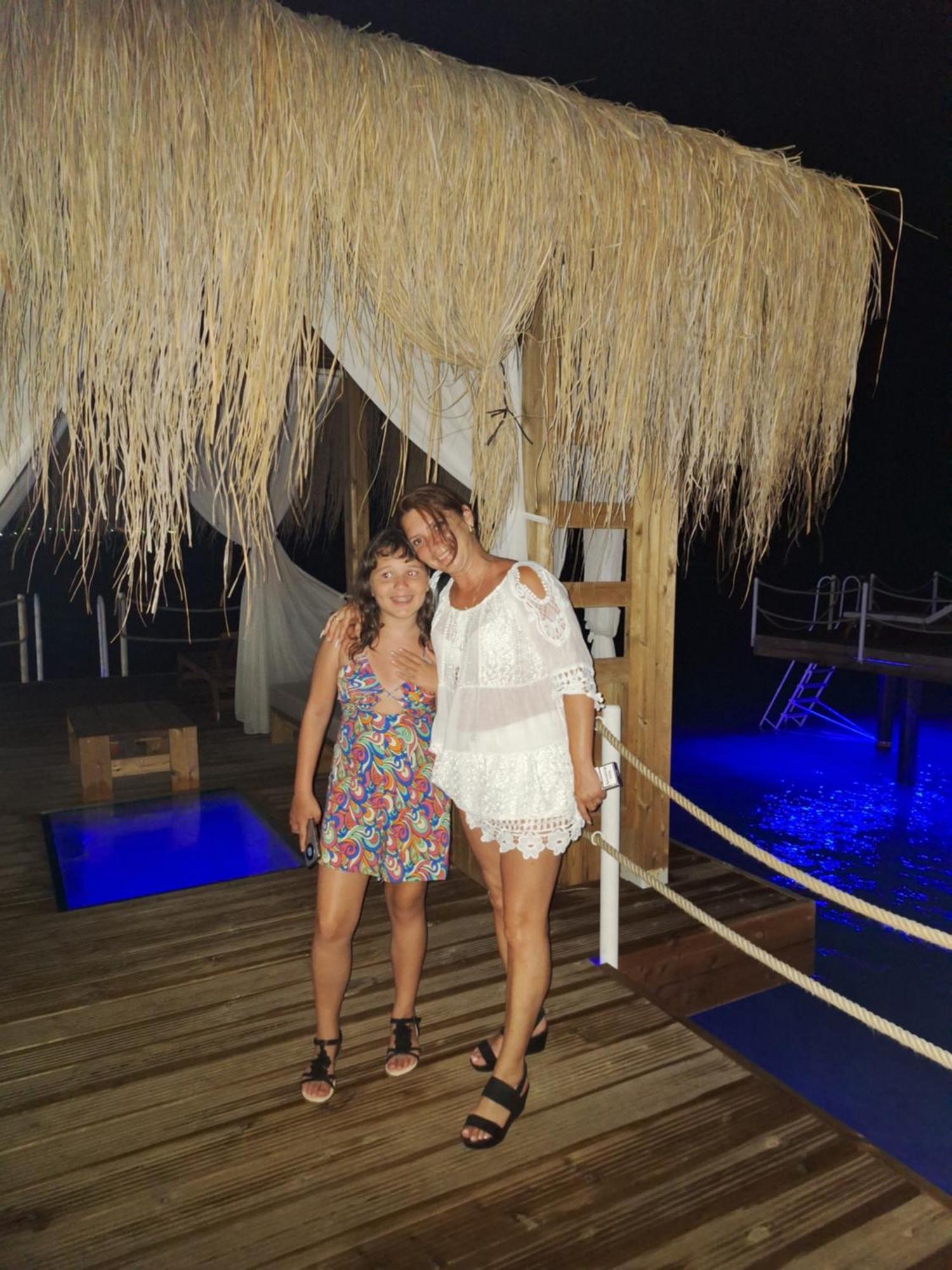 Boheme B6 Sunrise Beach Gastria Exterior photo